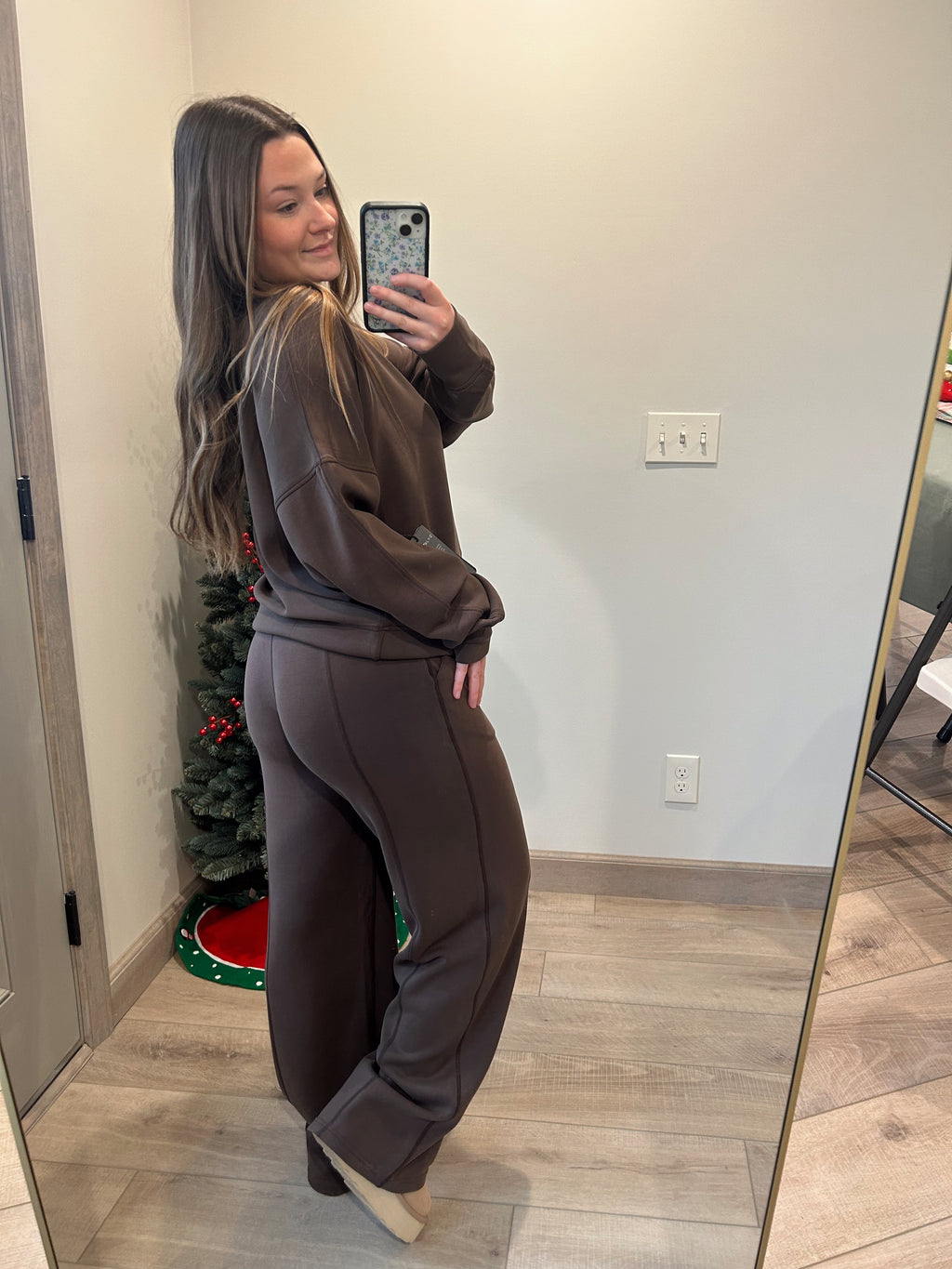 Mocha Scuba Sweatpants
